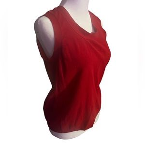 Red sweater vest charter’s club (M)